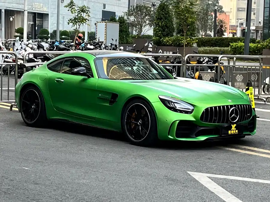 Mercedes Benz AMG GT