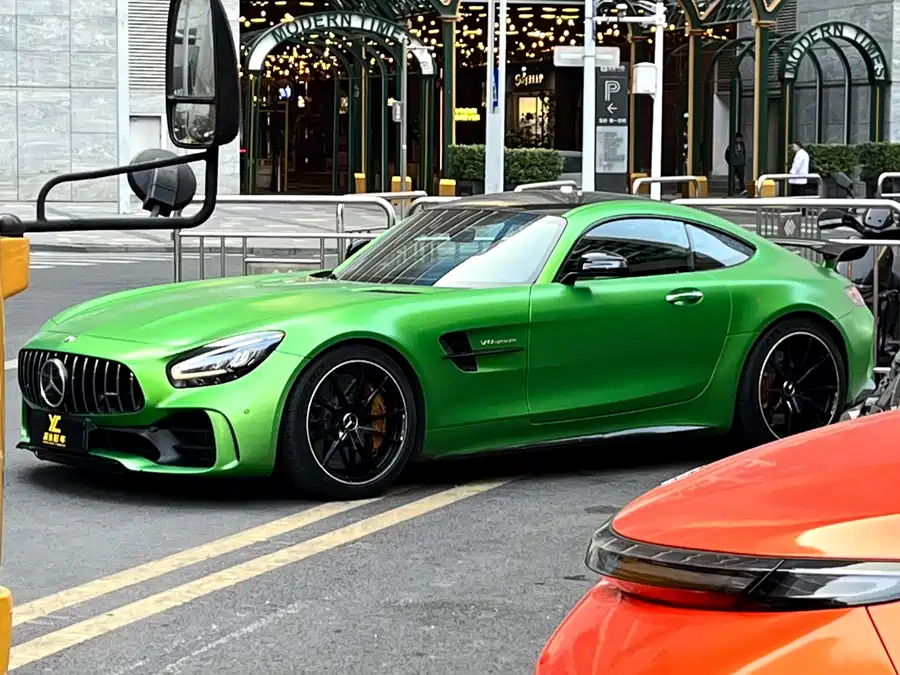 Mercedes Benz AMG GT