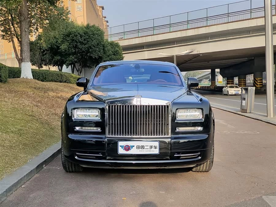 Rolls-Royce Phantom