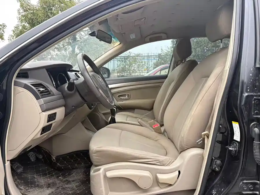 Dongfeng A60