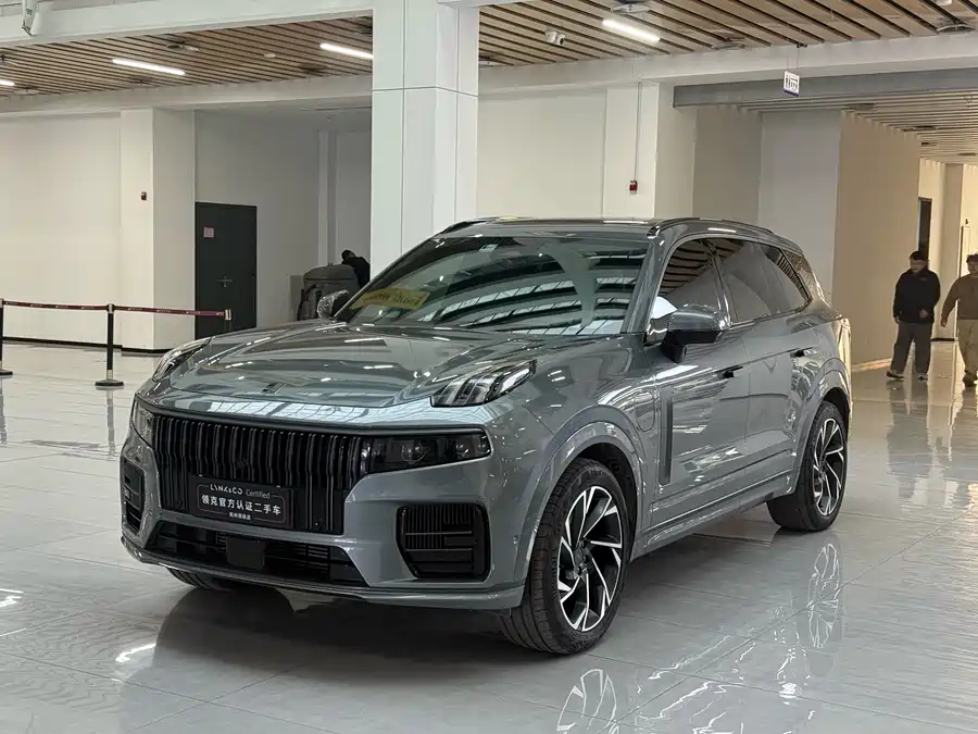 Lynk & Co 09 EM-P