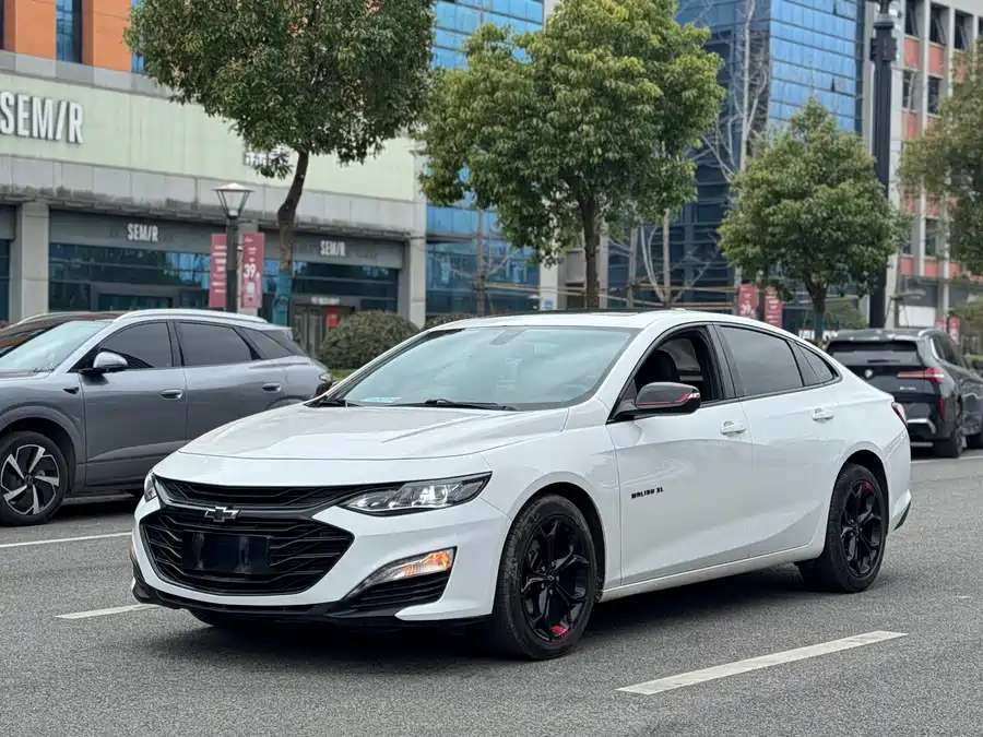 Chevrolet Malibu XL