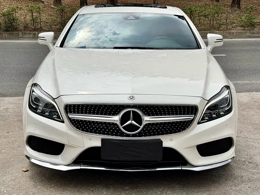 Mercedes Benz CLS
