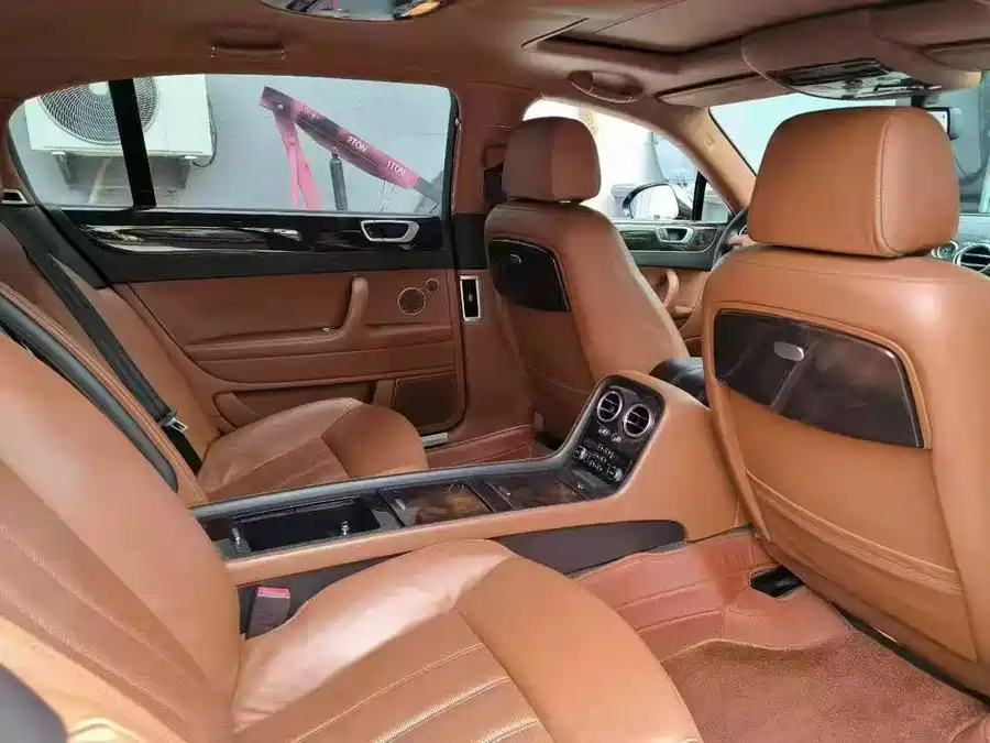 Bentley Flying Spur