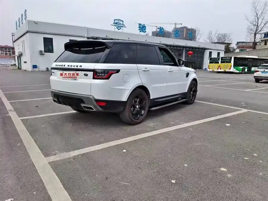 Land Rover Range Rover Sport New Energy
