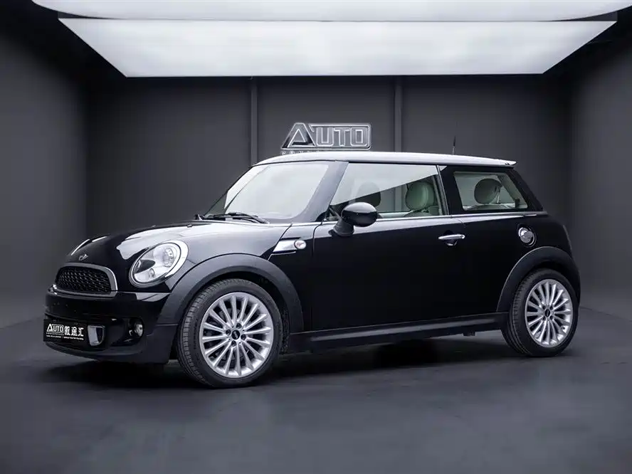 MINI 