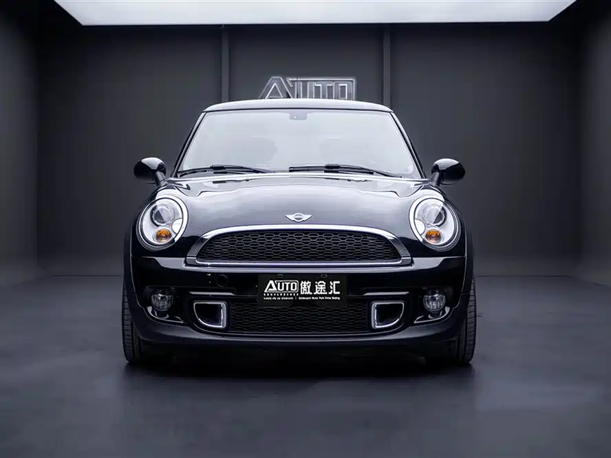 MINI 