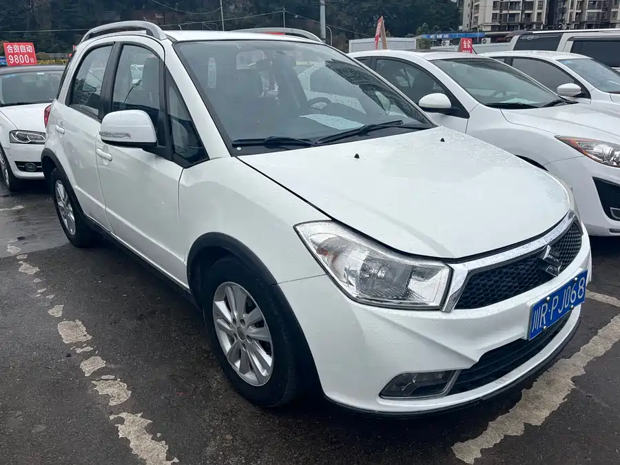 Suzuki SX4