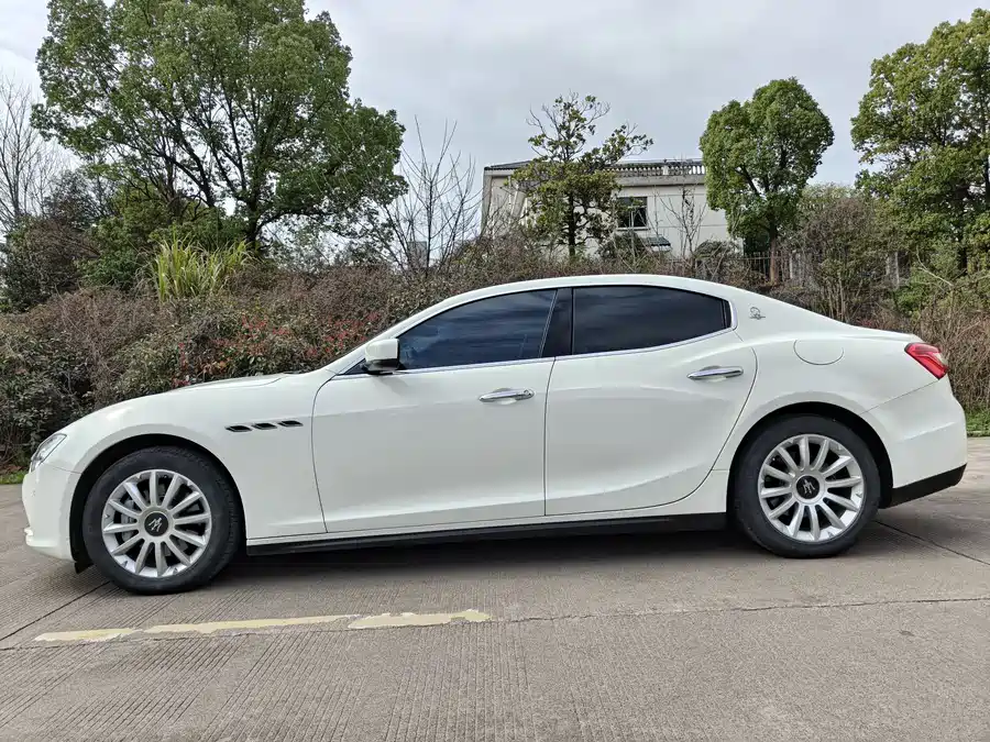 Maserati Ghibli