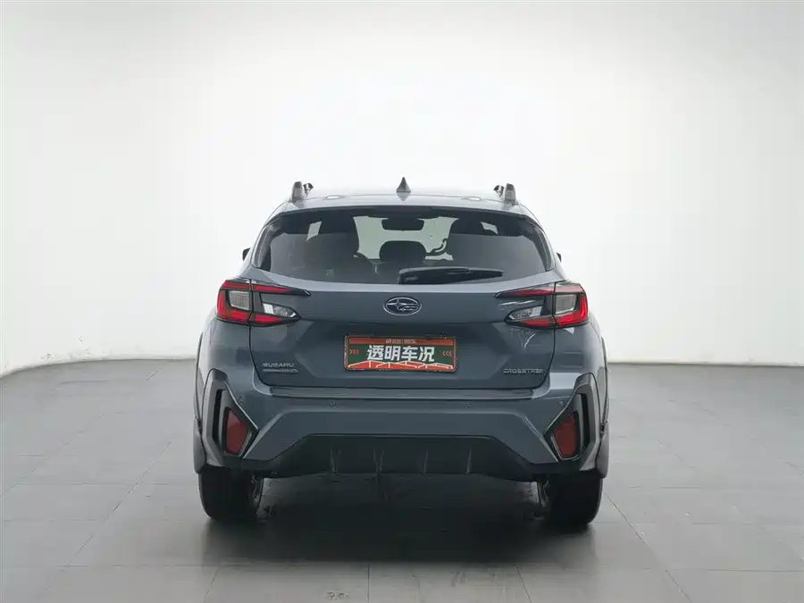 Subaru Leopard