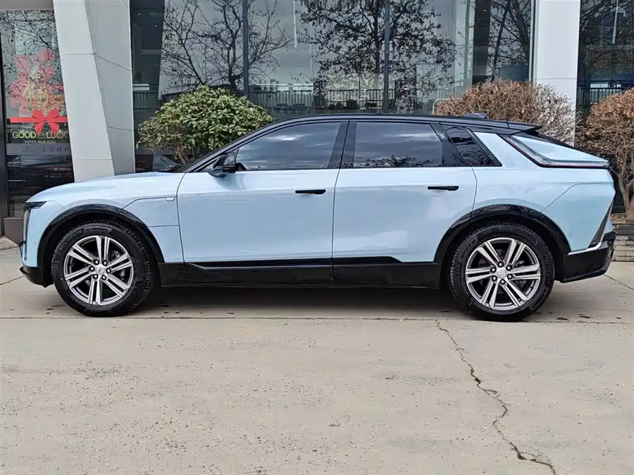 Cadillac IQ Ruige