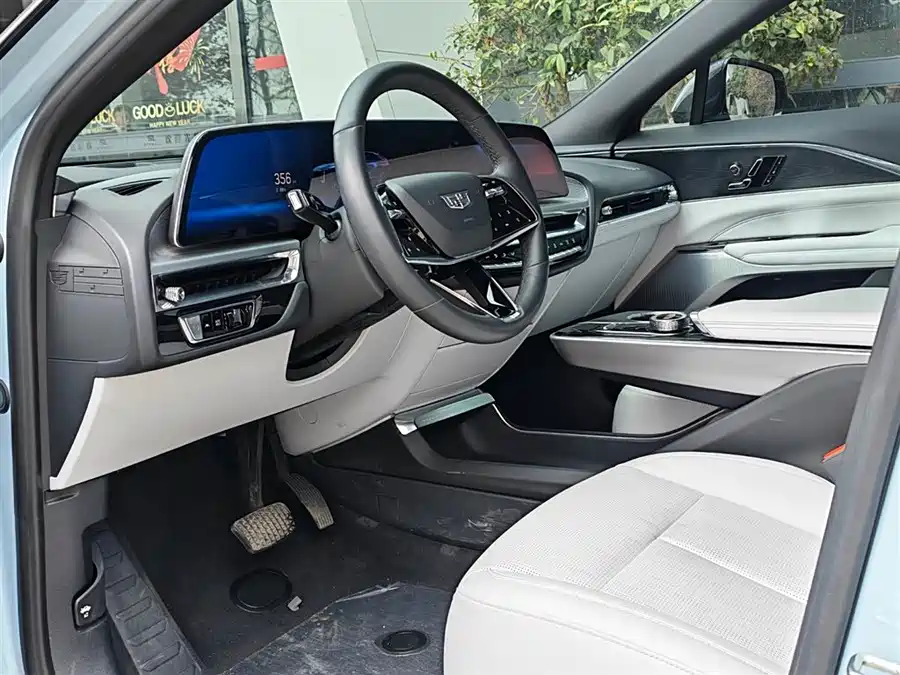 Cadillac IQ Ruige