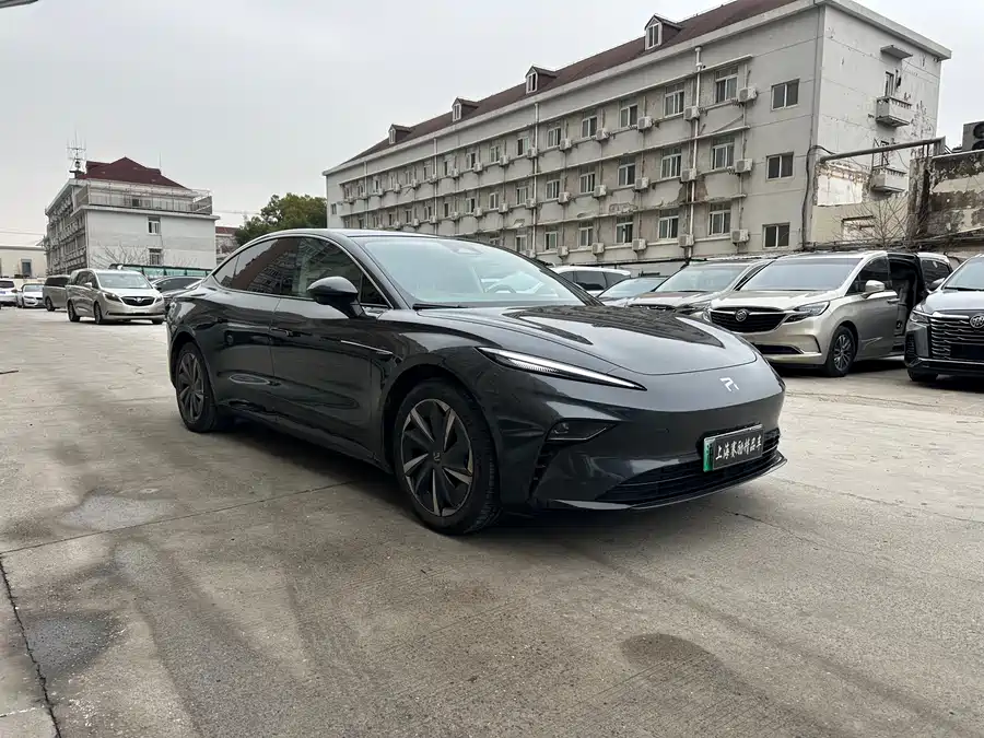 Roewe Feifan F7