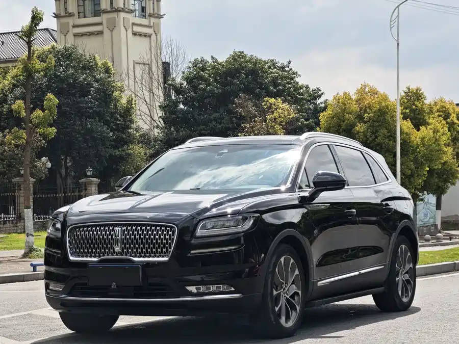 Lincoln Navigator