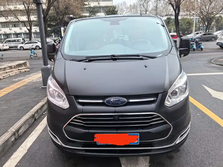 Ford Tourneo