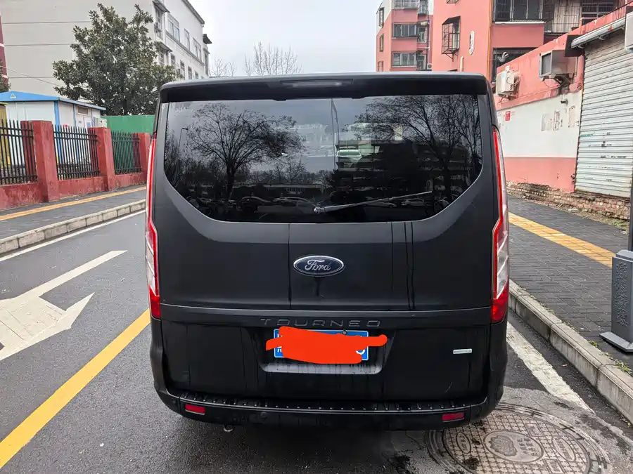 Ford Tourneo