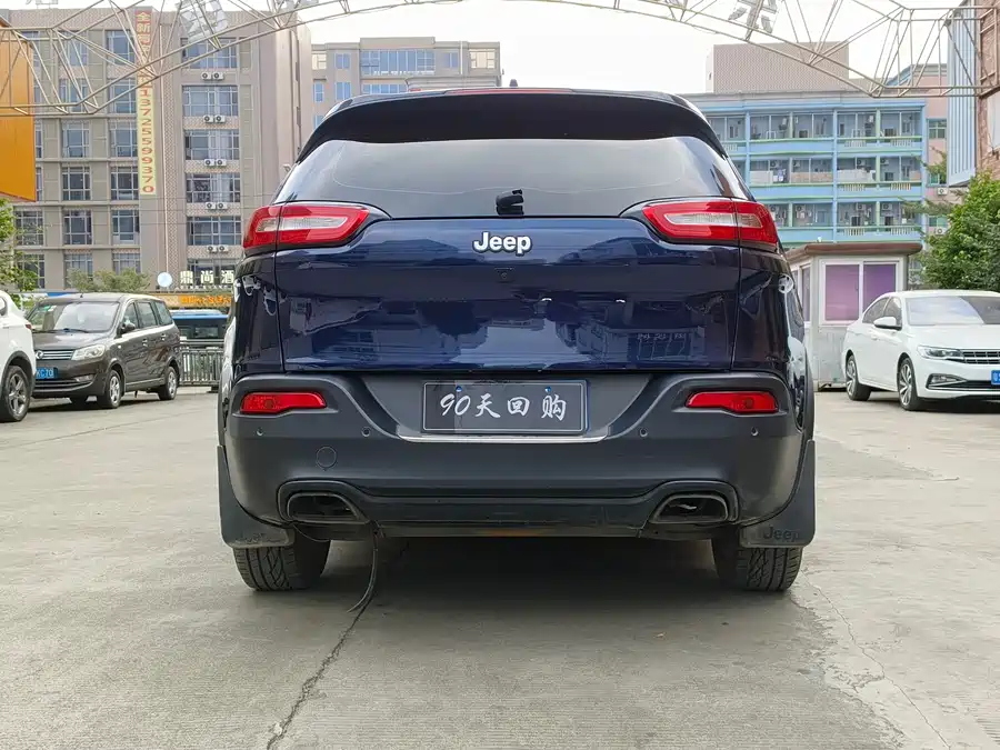 Jeep Cherokee