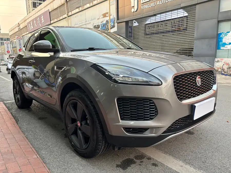 Jaguar E-PACE