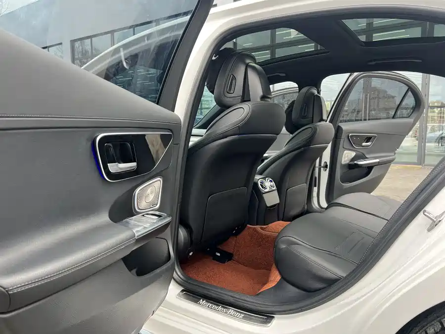 Mercedes Benz C-class new energy
