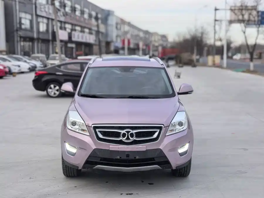BAIC Saab X65
