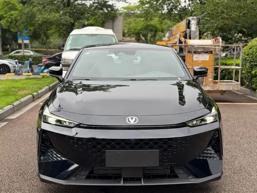 Changan UNI-V