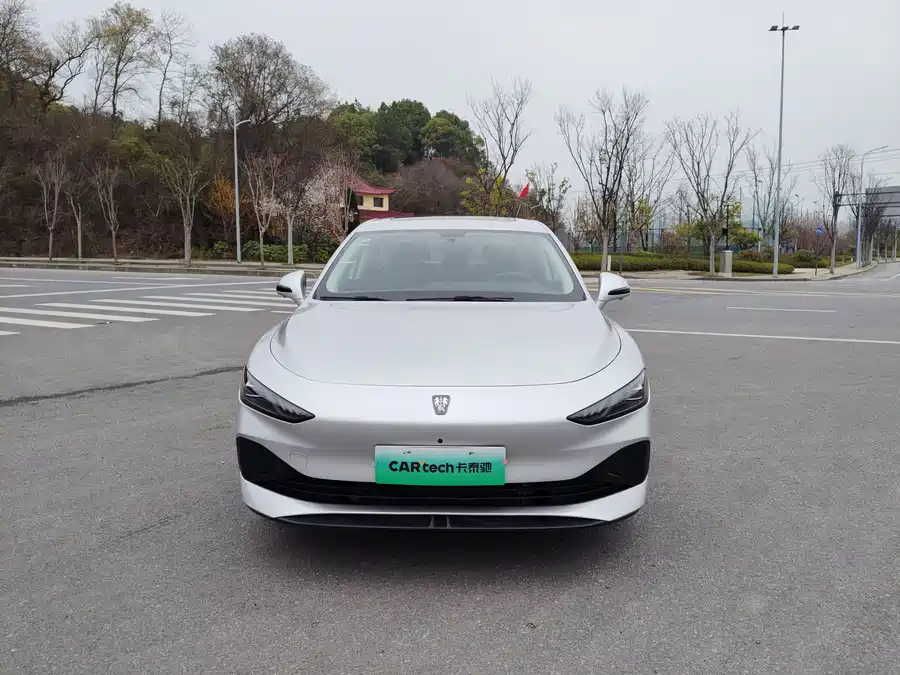 Roewe D7