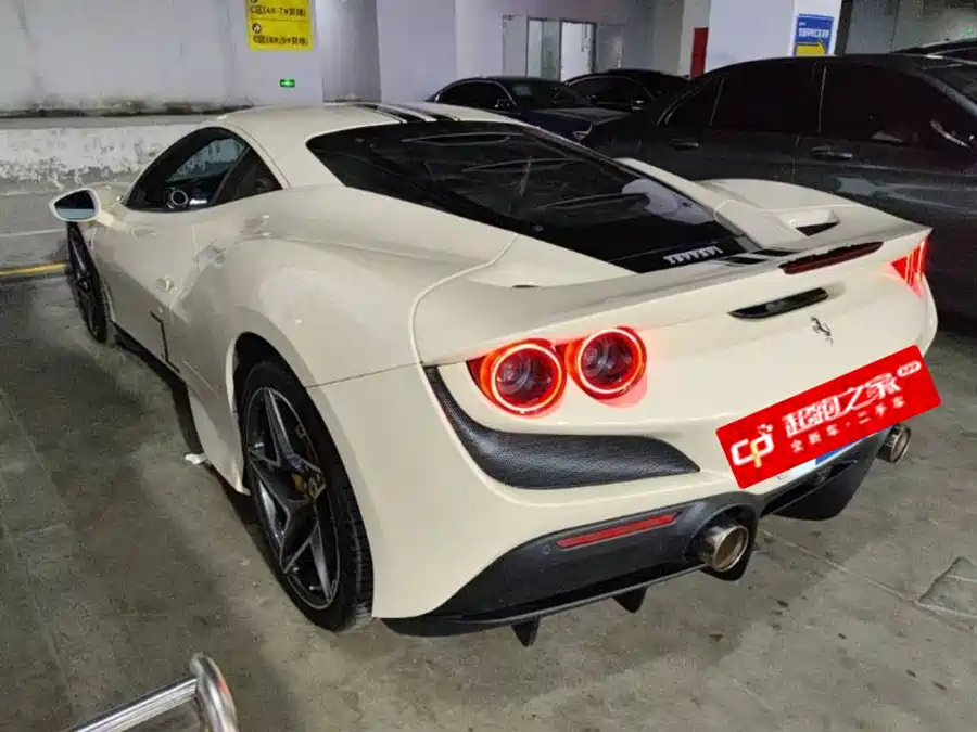 Ferrari F8