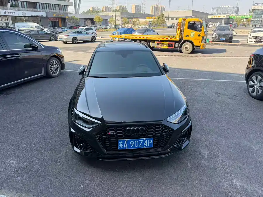 Audi RS 4