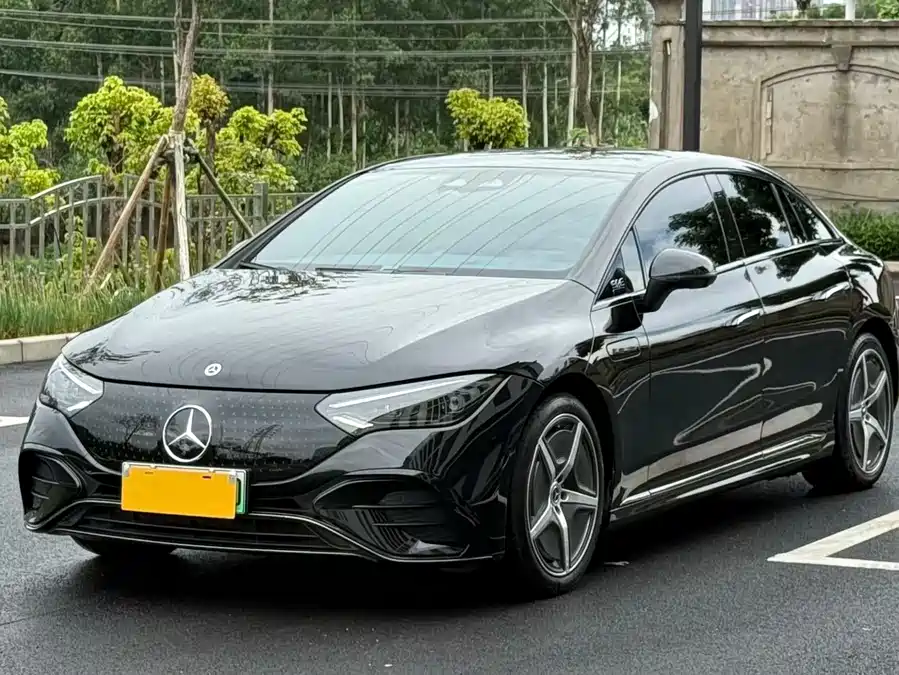 Mercedes Benz EQE