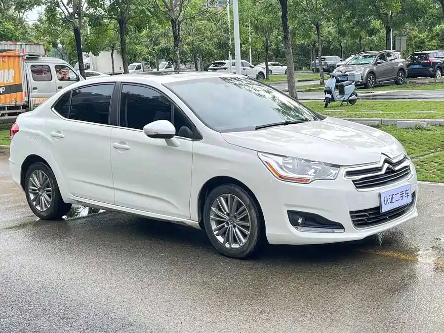 Citroën C4L