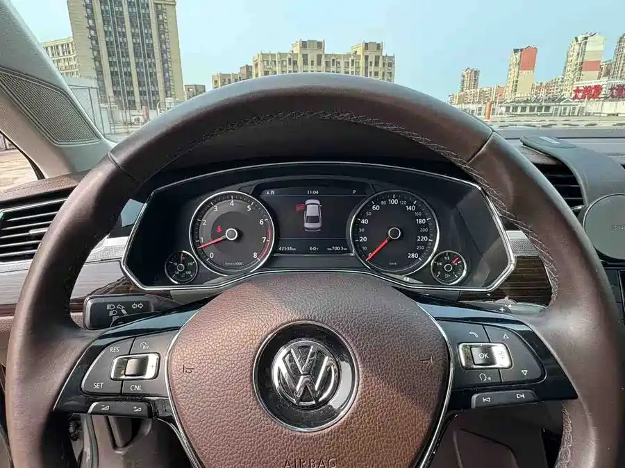 Volkswagen Phaeton / Phideon
