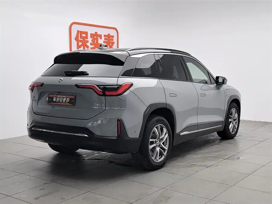 NIO ES6