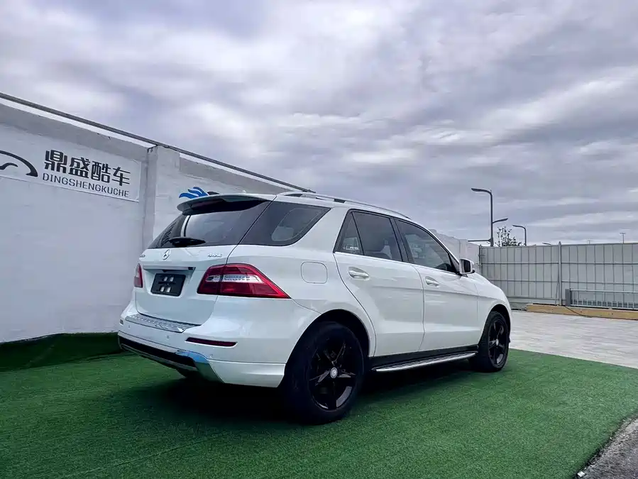 Mercedes Benz M-Class