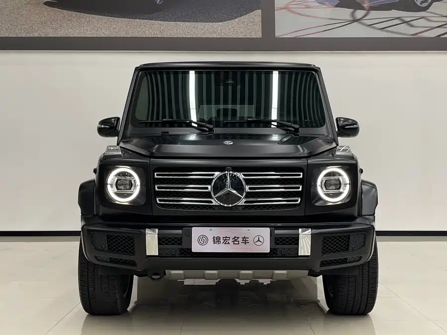 Mercedes Benz G-rated