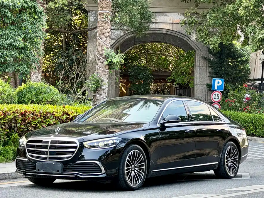Mercedes Benz S-class new energy