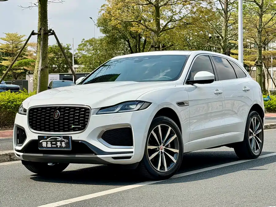Jaguar F-PACE
