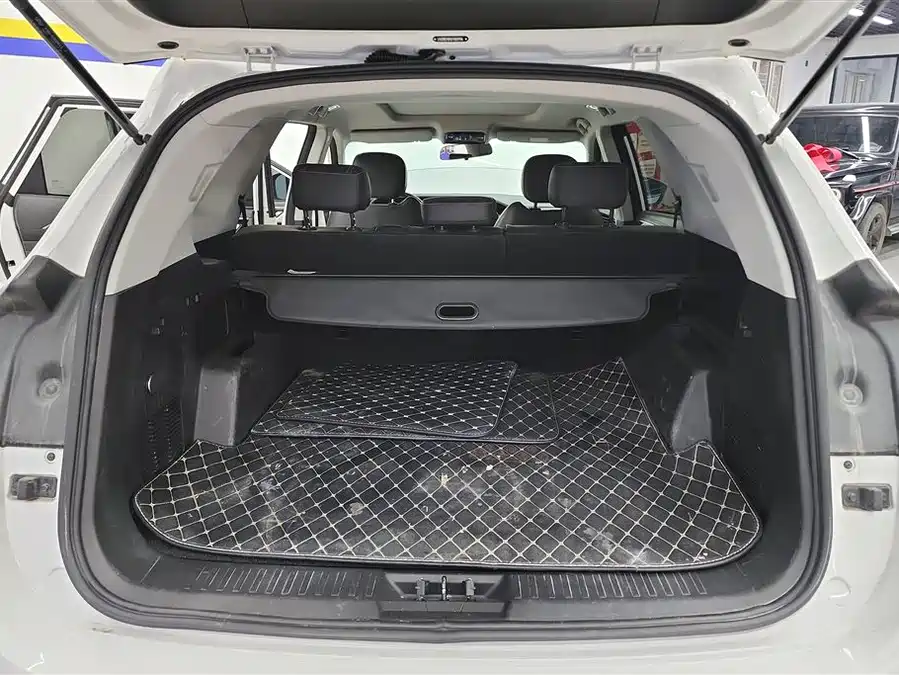 Jetour X90