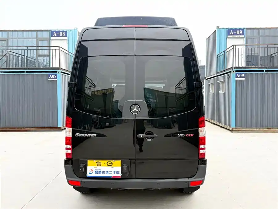 Mercedes Benz Sprinter