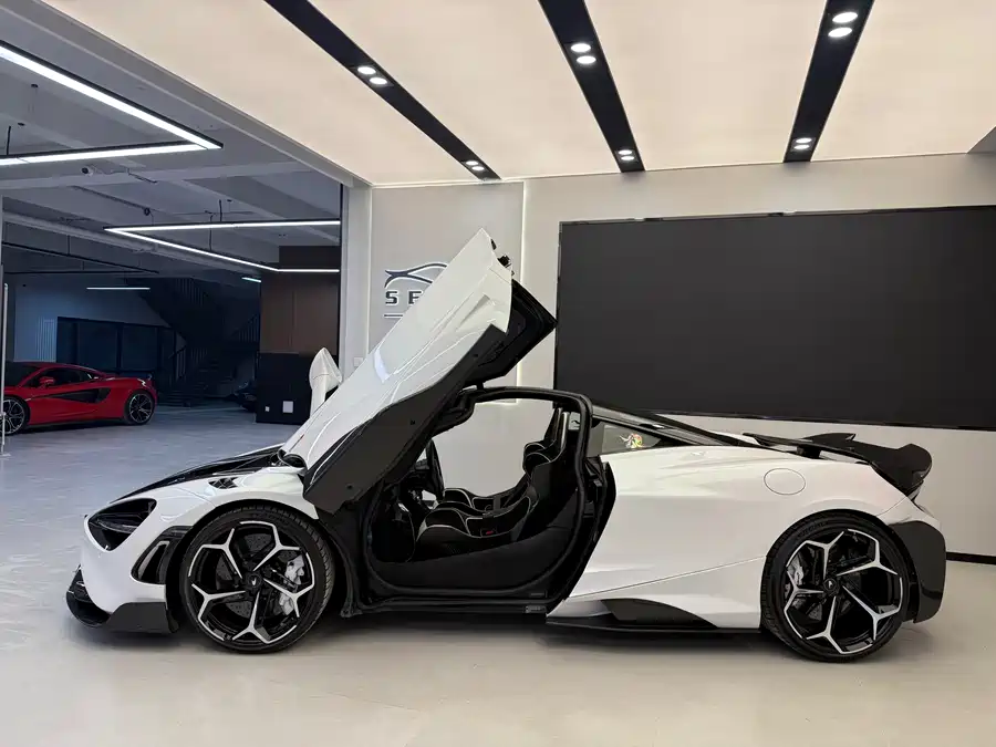 McLaren 720S