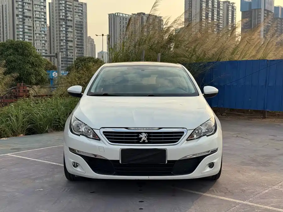 Peugeot 308S