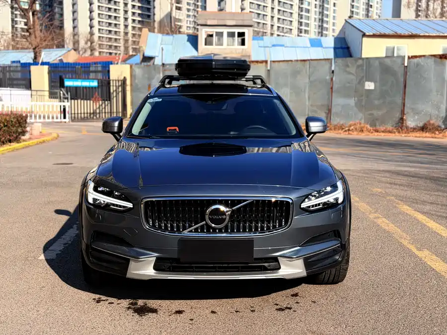 Volvo V90
