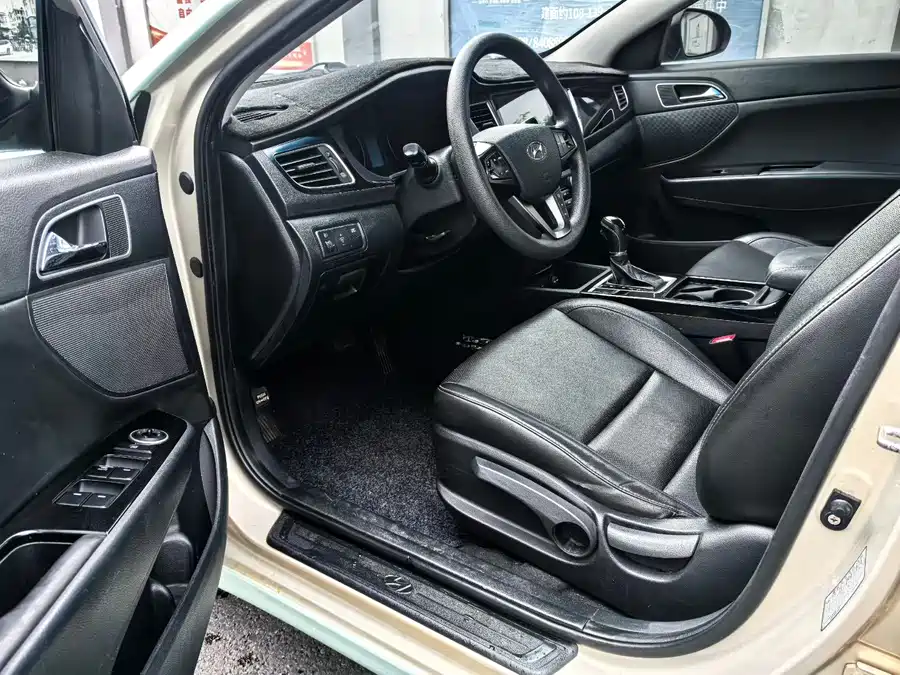 Hyundai Mistra