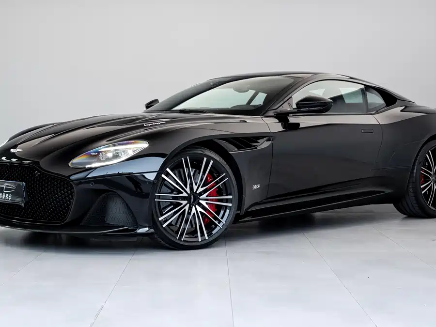 Aston Martin DBS