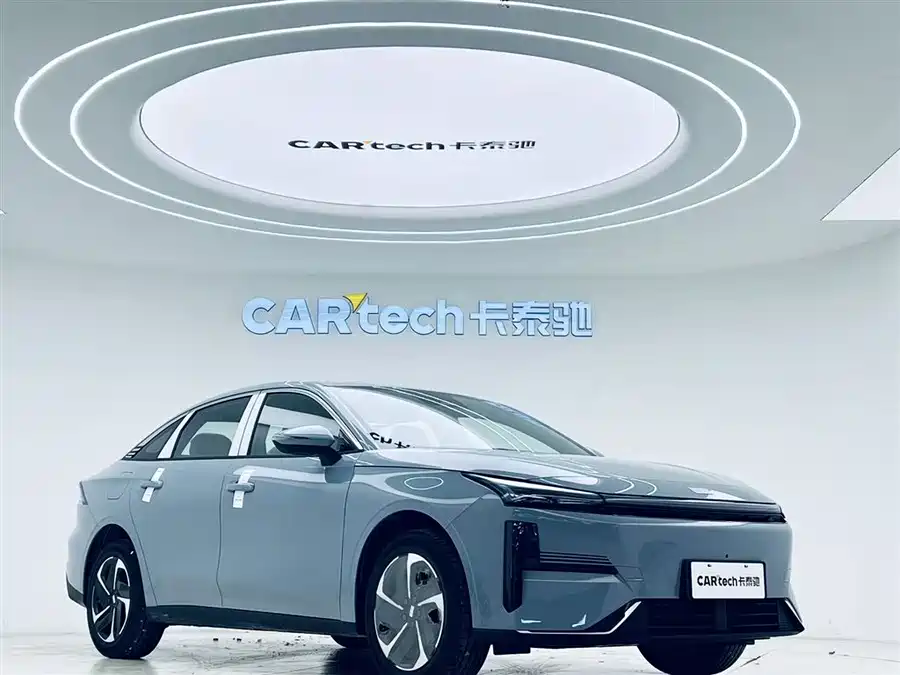 Geely Galaxy L6