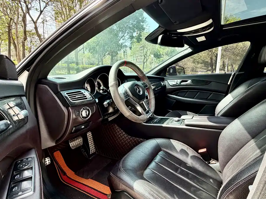 Mercedes Benz CLS