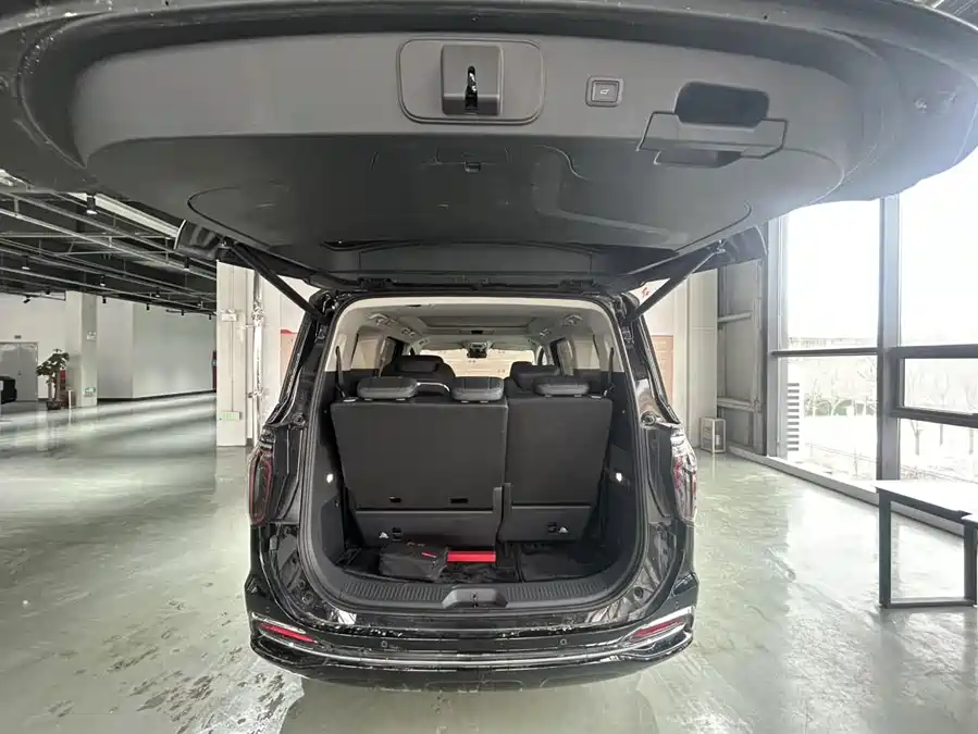 Hongqi HQ9 PHEV