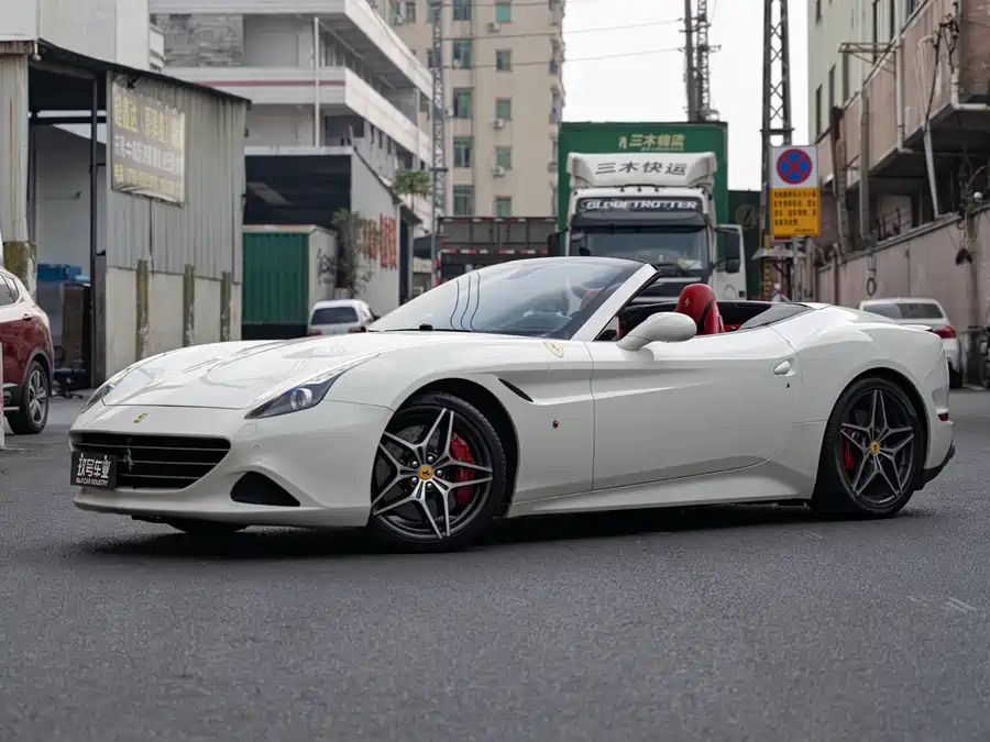 Ferrari California T
