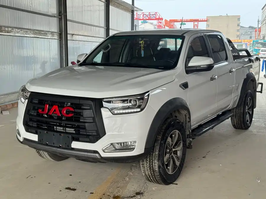JAC Group JAC T8