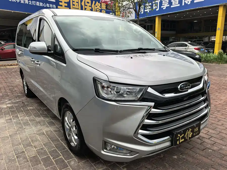 JAC Refine Ruifeng M4