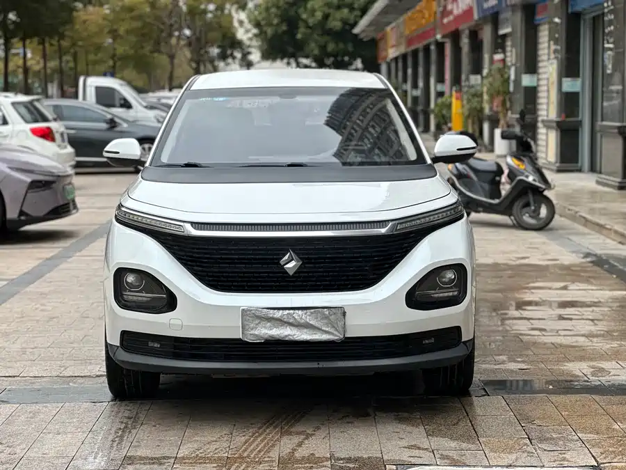 Baojun RM-5